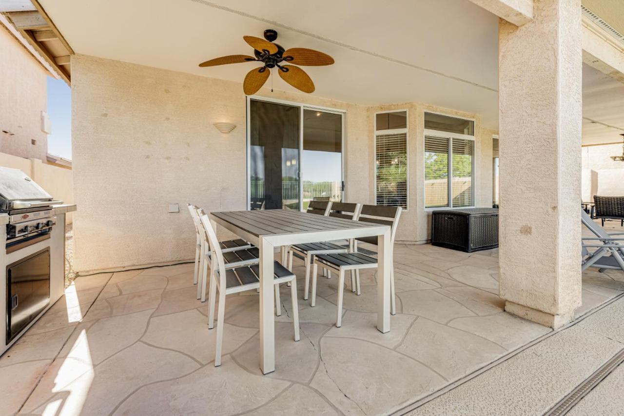 Pura Vida Villa Goodyear Exteriör bild