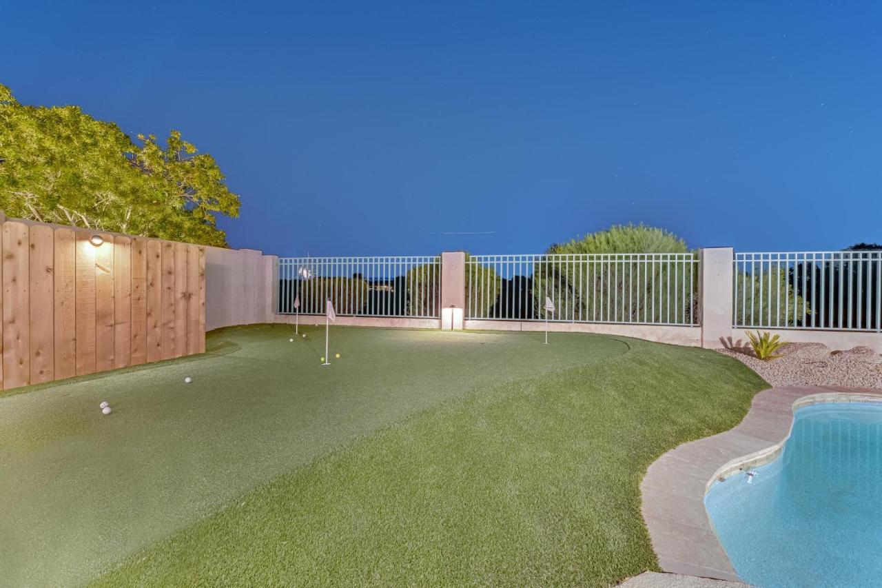 Pura Vida Villa Goodyear Exteriör bild